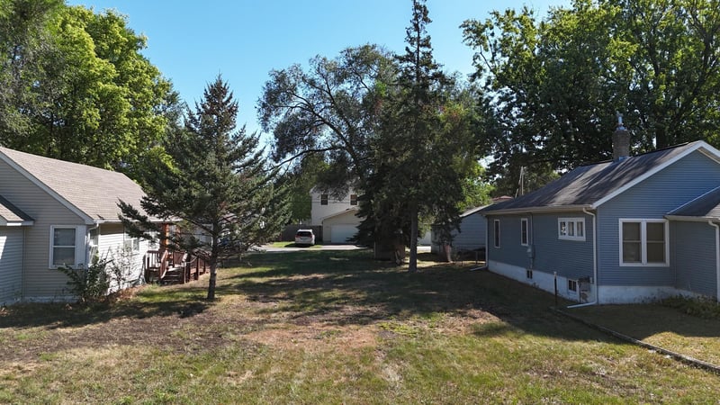 5418 Girard Ave N, Brooklyn Center, MN 55430