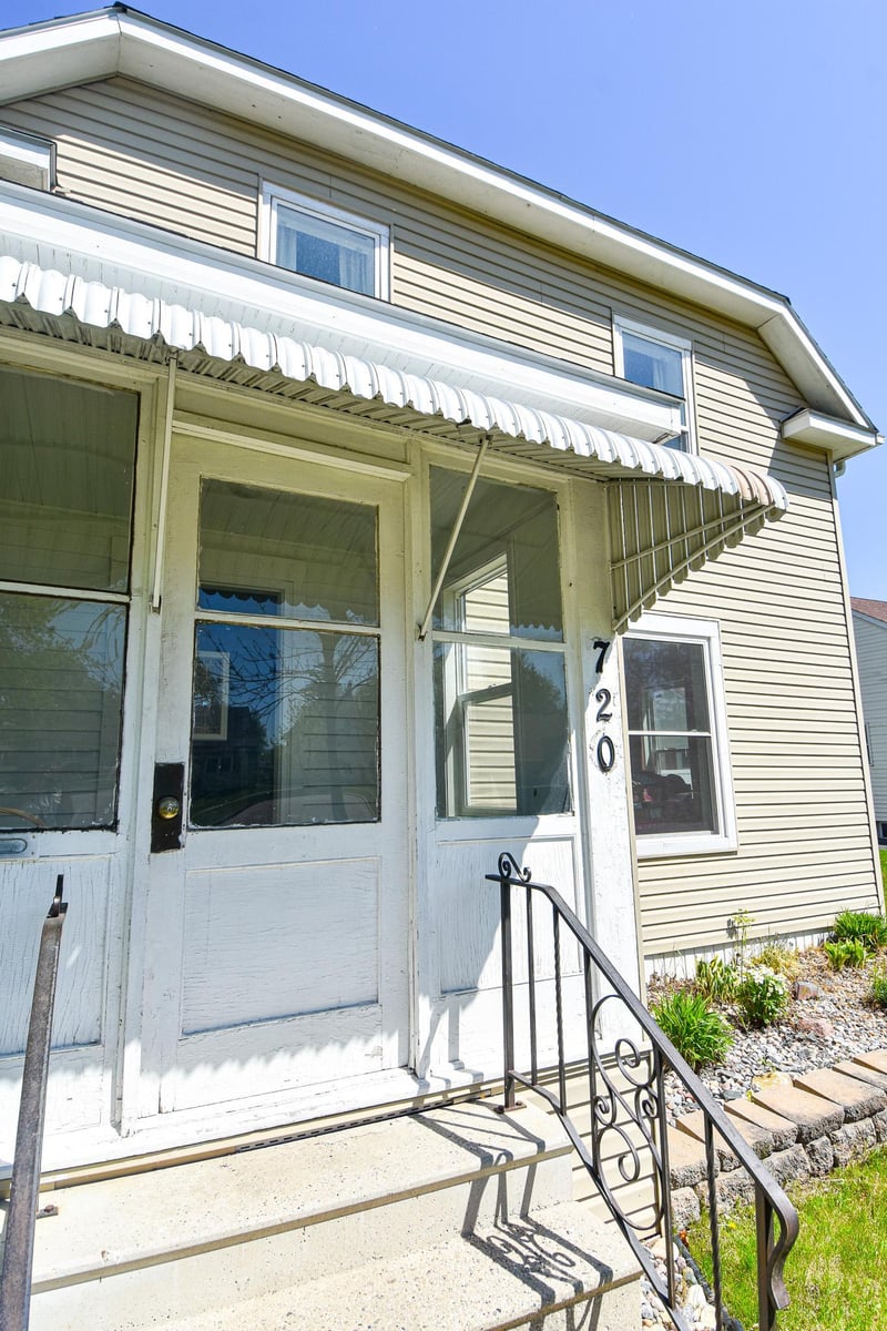 720 Arnold Ave N, Thief River Falls, MN 56701