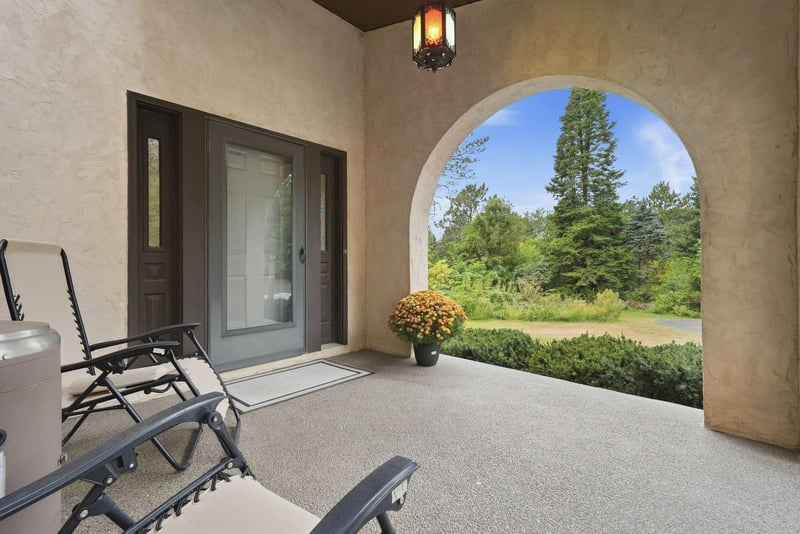 6668 Crackleberry Trl, Woodbury, MN 55129