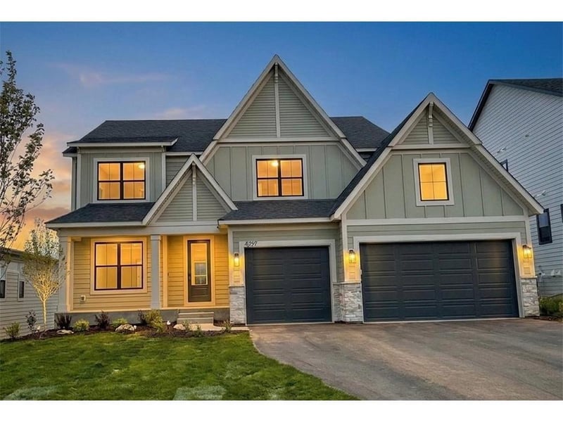 4097 Arbor Dr, Woodbury, MN 55129