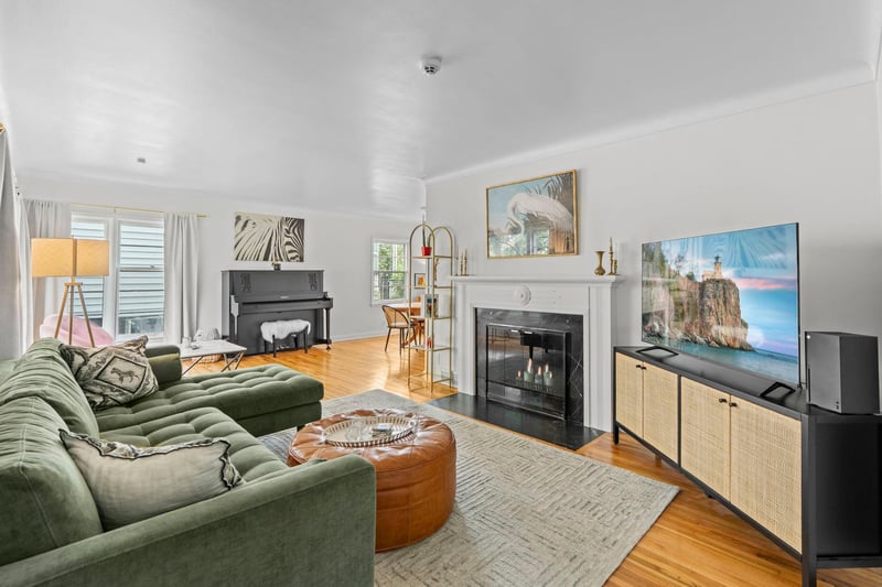 812 Nebraska Ave E, Saint Paul, MN 55106