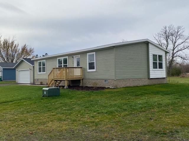 403 NW 1st St, Staples, MN 56479