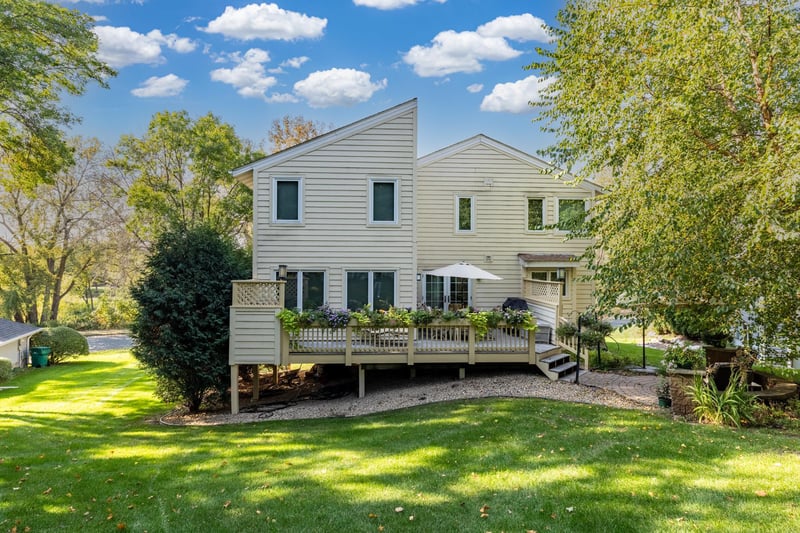 9409 Yukon Ave S, Bloomington, MN 55438