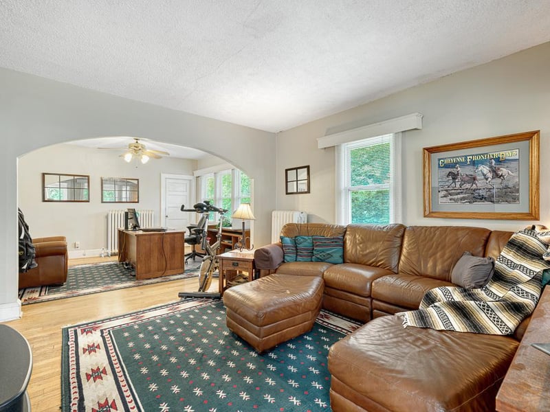 779 Delaware Ave, Saint Paul, MN 55107
