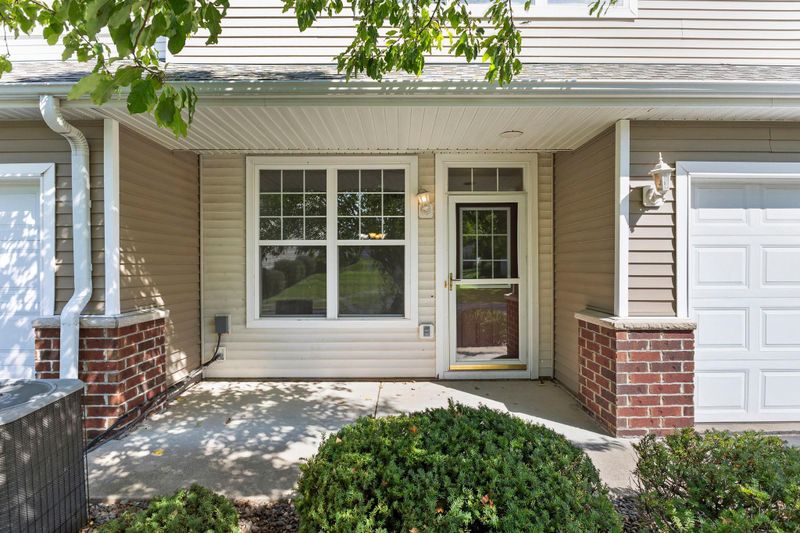 721 Willow Glen Dr, Buffalo, MN 55313
