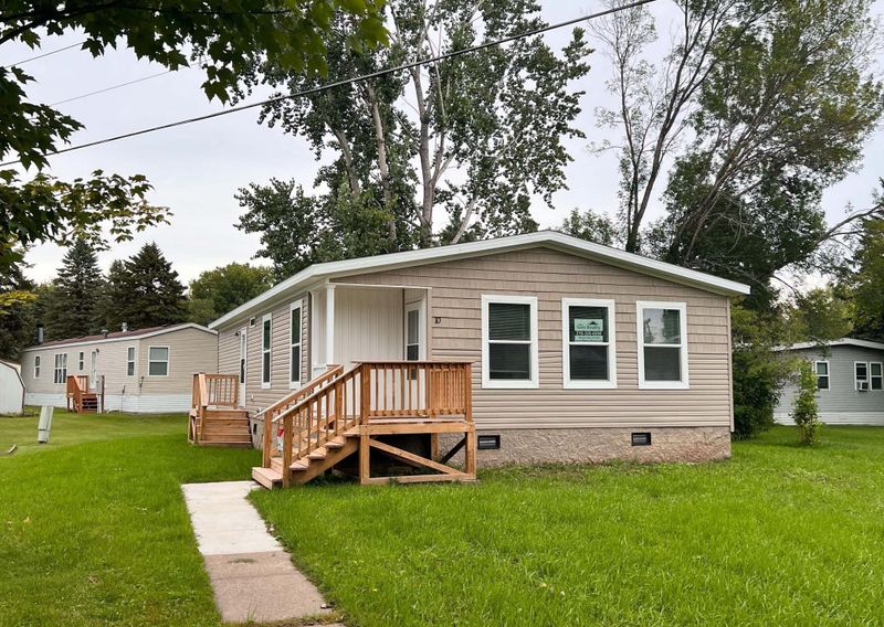 10 Coban Dr, Duluth, MN 55808