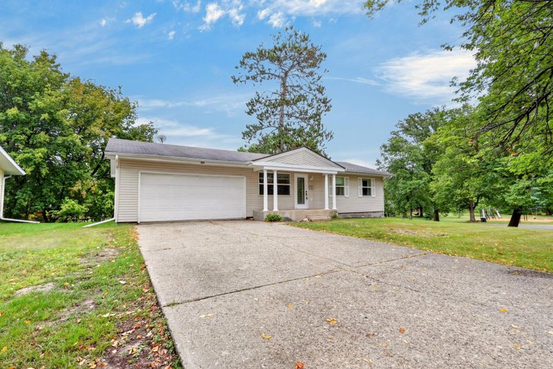 826 Willow Ln, Grand Rapids, MN 55744