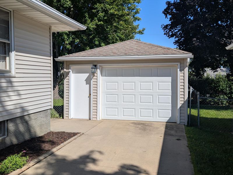 1512 16 1/2 Ave, Rochester, MN 55901