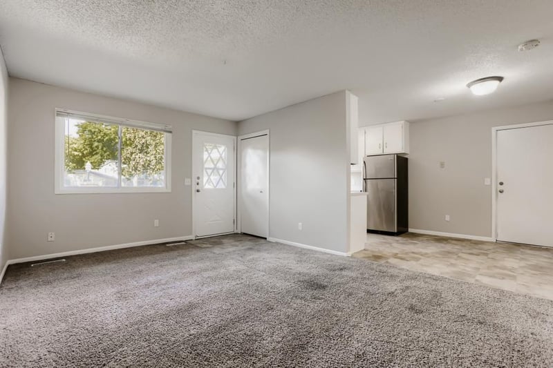 11345 Ibis St NW, Coon Rapids, MN 55433