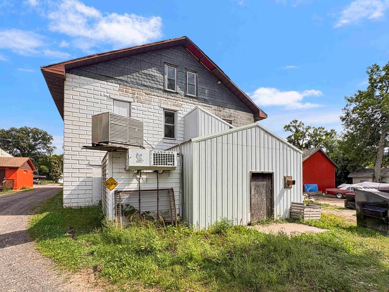 2487 240th St, Cushing, WI 54006