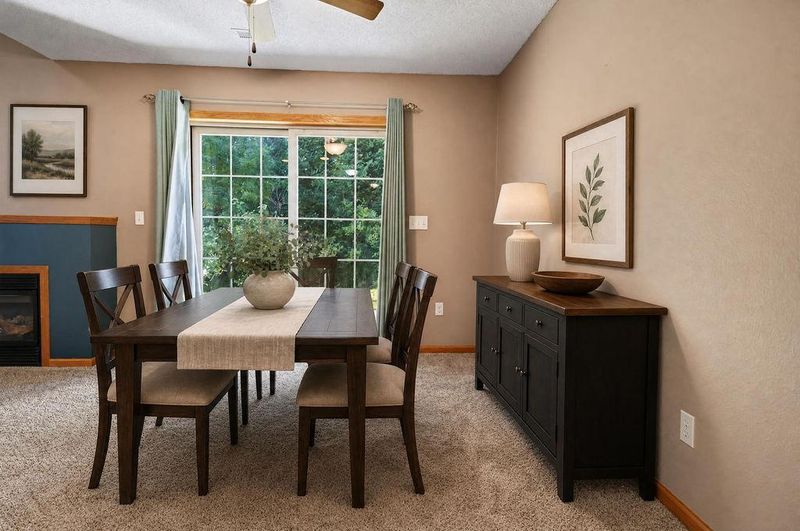 23133 Iris Ave, Rogers, MN 55374