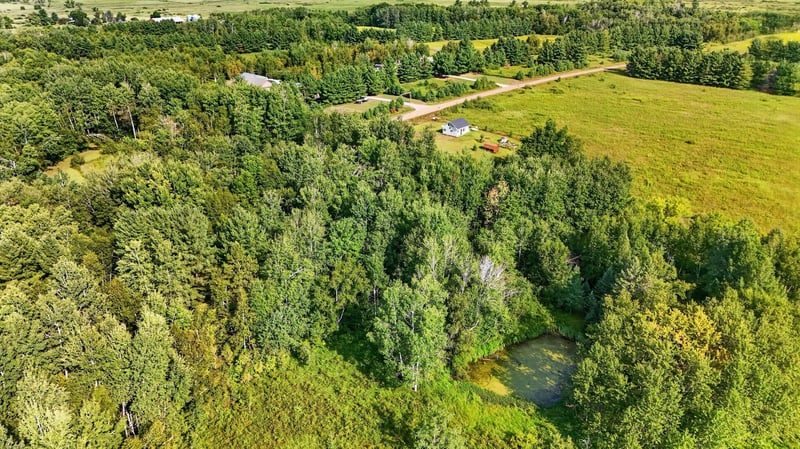 27048 Hawthorn Rd #2039, Hinckley, MN 55037