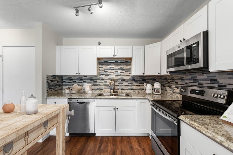 121 Washington Ave S #305, Minneapolis, MN 55401