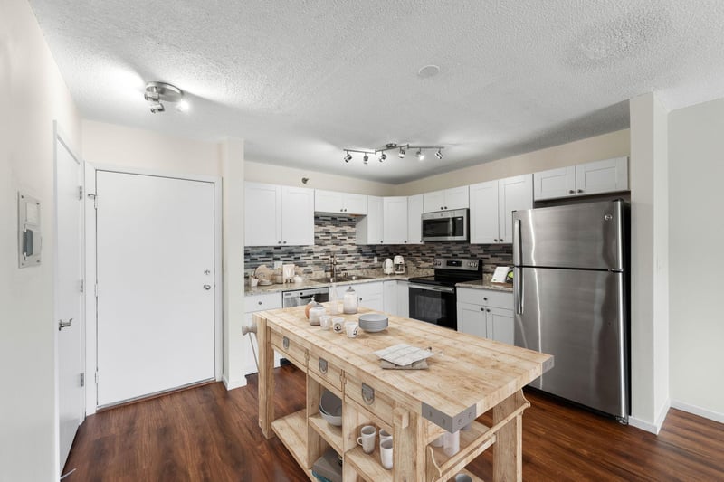 121 Washington Ave S #305, Minneapolis, MN 55401