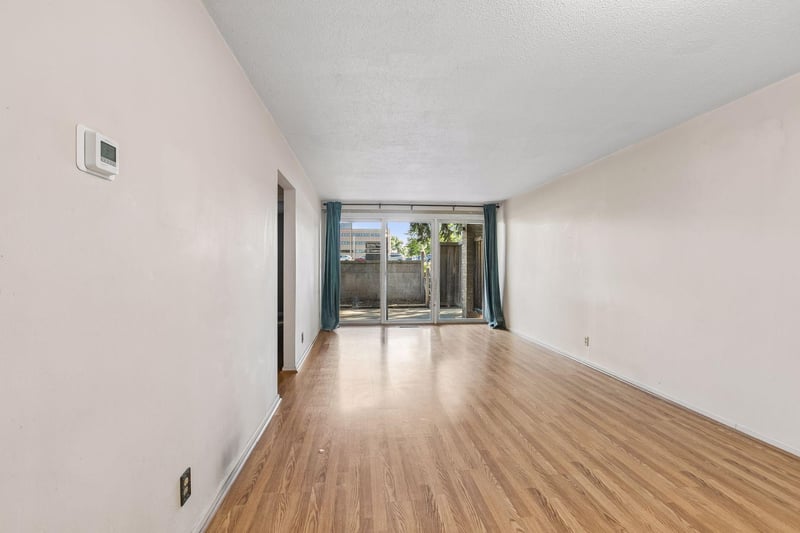 6423 Colony Way #1B, Edina, MN 55435