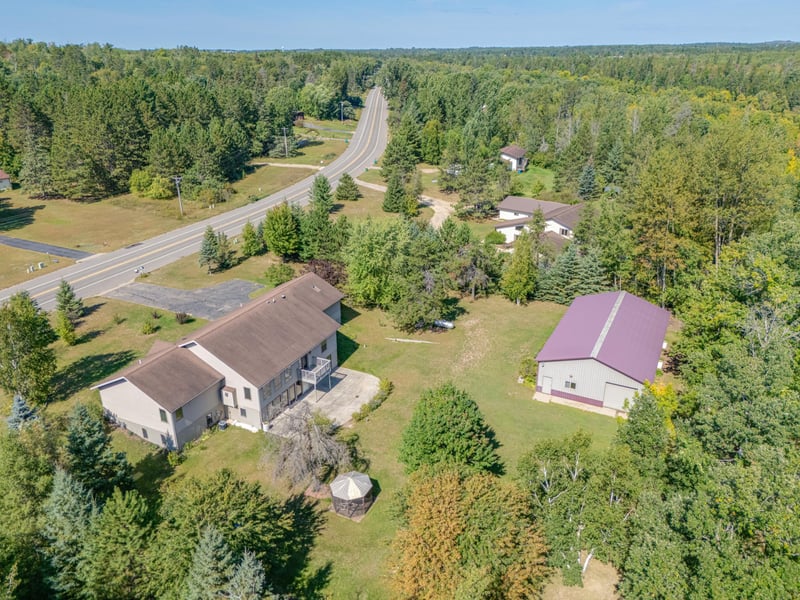 3065 River Rd, Grand Rapids, MN 55744