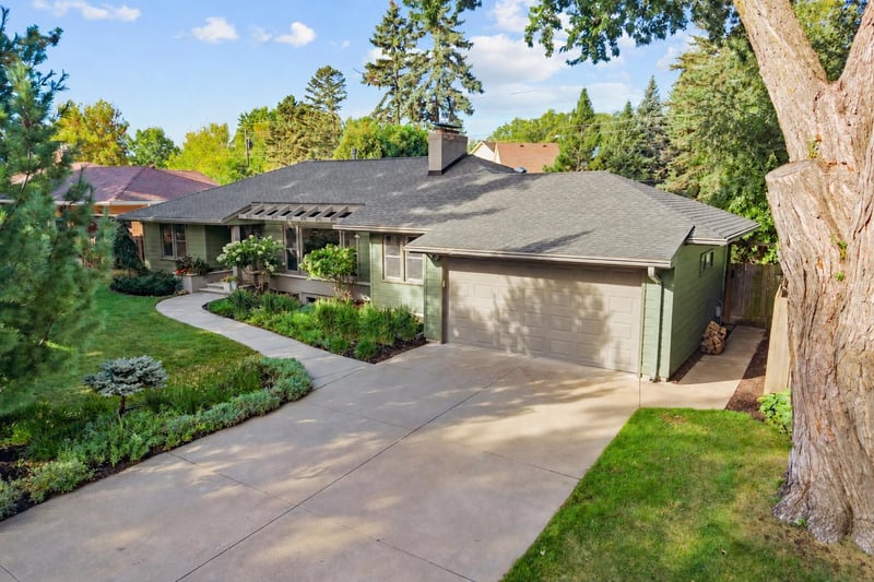 5108 Oxford Ave, Edina, MN 55436