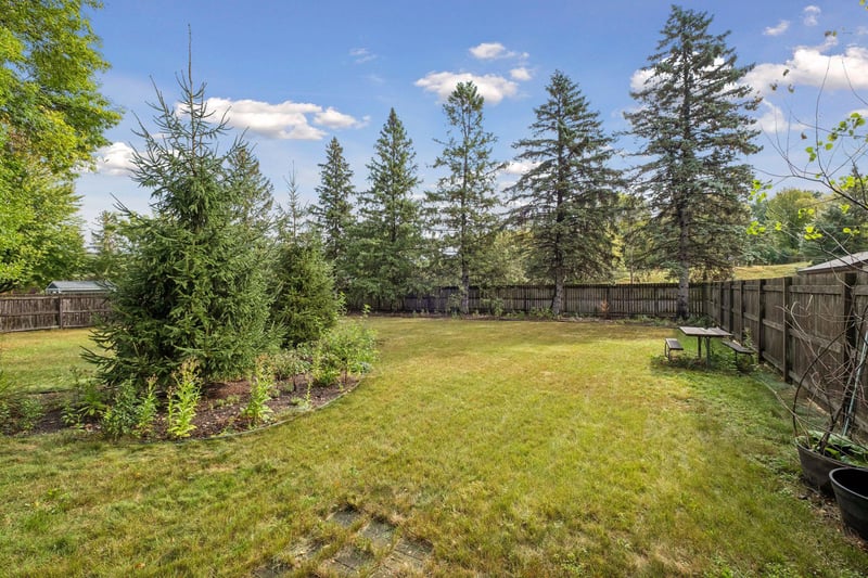 4758 Hauge Cir, Eagan, MN 55122
