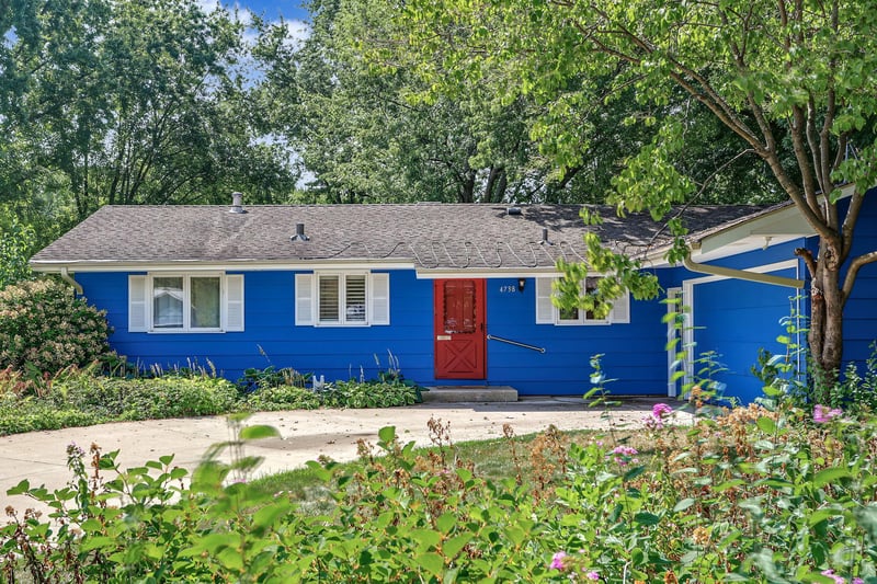 4738 Decatur Pl N, New Hope, MN 55428