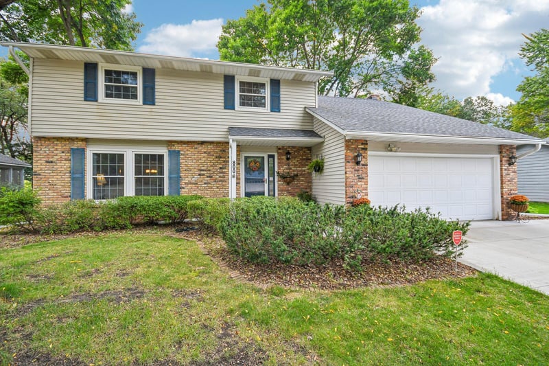 800 Nightingale Blvd, Stillwater, MN 55082