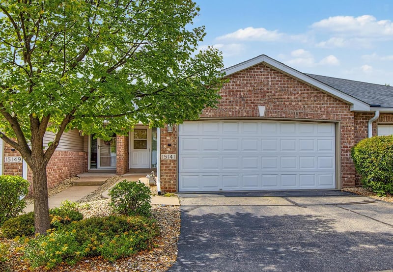 15141 Cimarron Ave, Rosemount, MN 55068