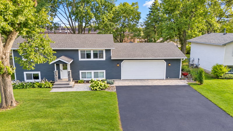 10225 99th Ave N, Maple Grove, MN 55369