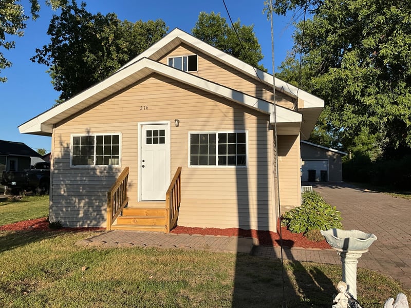 216 6th St NE, Long Prairie, MN 56347