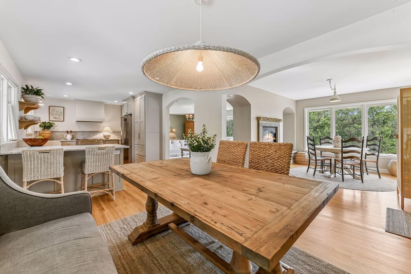 15803 Holdridge Rd E, Wayzata, MN 55391