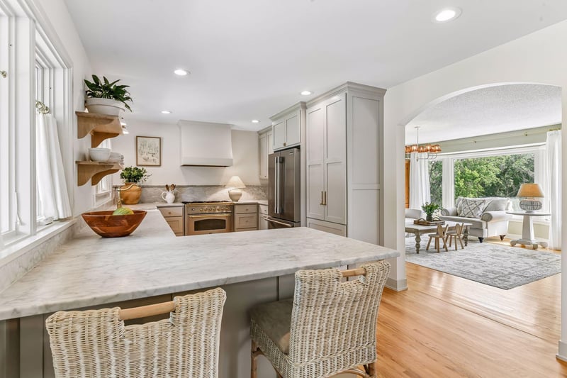 15803 Holdridge Rd E, Wayzata, MN 55391