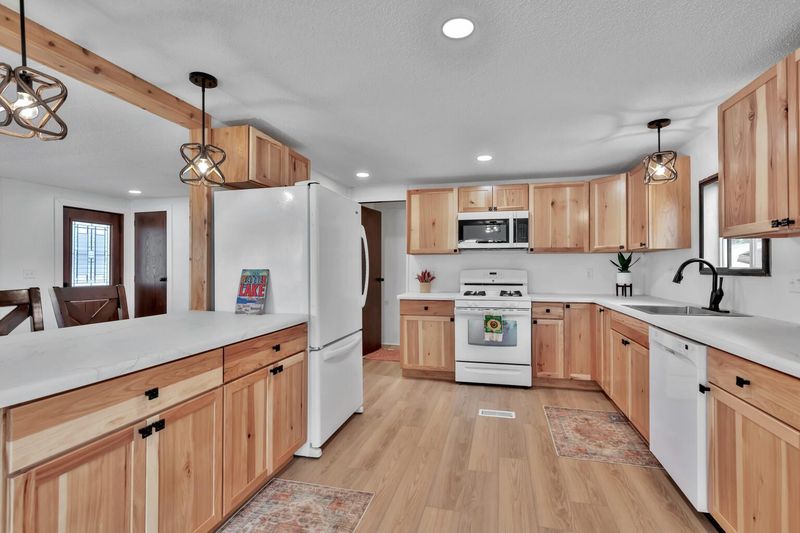13100 318th St #112, Lindstrom, MN 55045
