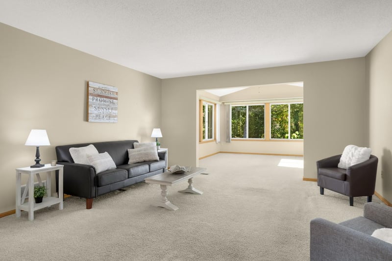 3253 Riverwood Dr, Hastings, MN 55033