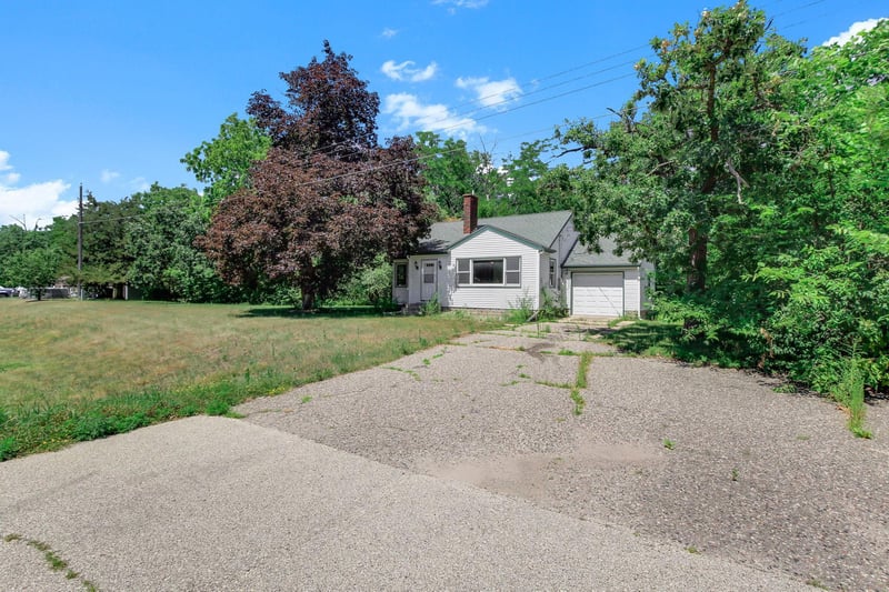 4374 Us 61, Red Wing, MN 55066