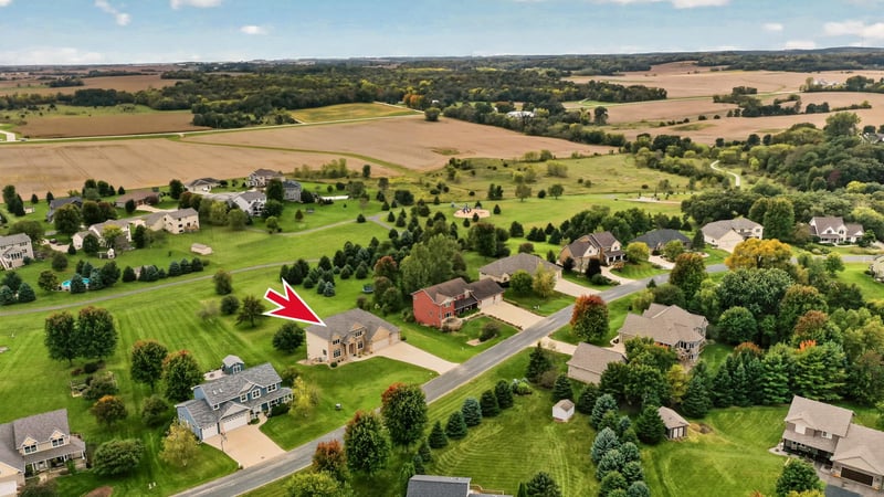 570 Valley View Rd SW, Oronoco, MN 55960