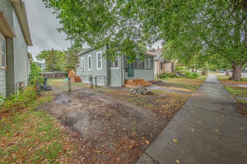 415 Bay St, Saint Paul, MN 55102