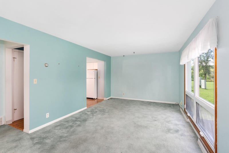 407 Kelly Cir, Duluth, MN 55811