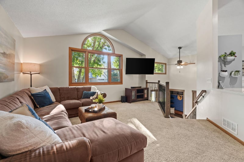 9545 Hillside Dr, Champlin, MN 55316