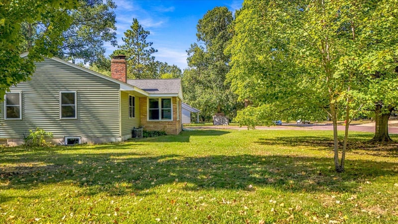 607 Fair Ave W, Mora, MN 55051