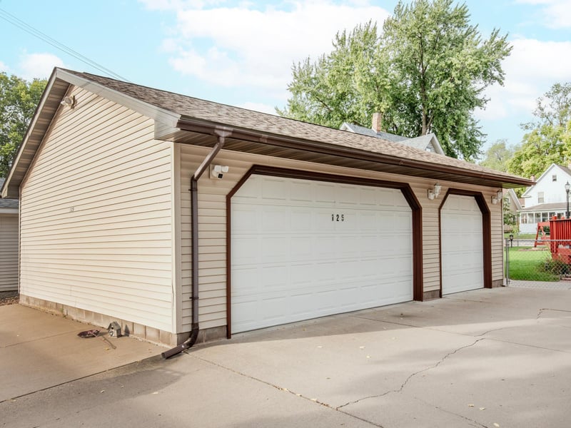 125 3rd Ave S, South Saint Paul, MN 55075