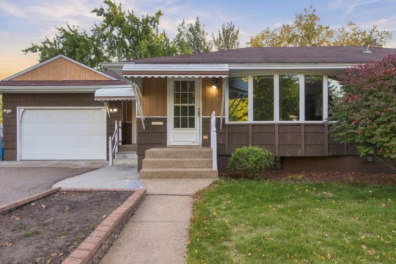 6009 2nd St NE, Fridley, MN 55432