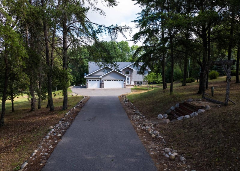 7232 Dove St, Pequot Lakes, MN 56472