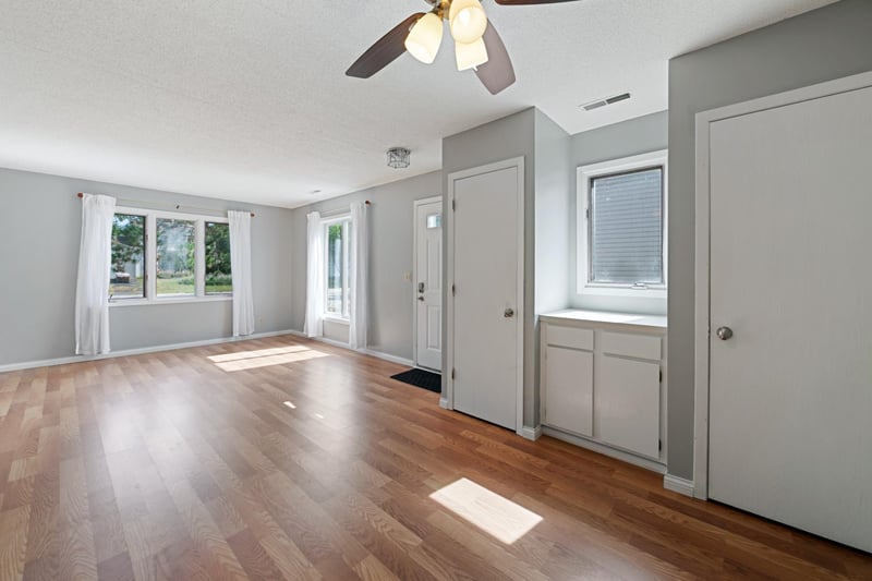 7390 Jensen Ave S, Cottage Grove, MN 55016