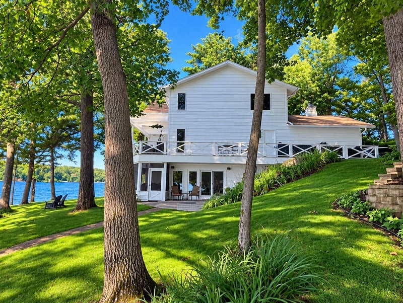 1339 Hungerford Point, Saint Croix Falls, WI 54024