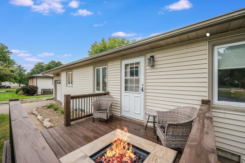 2437 Albion Ave, Fairmont, MN 56031