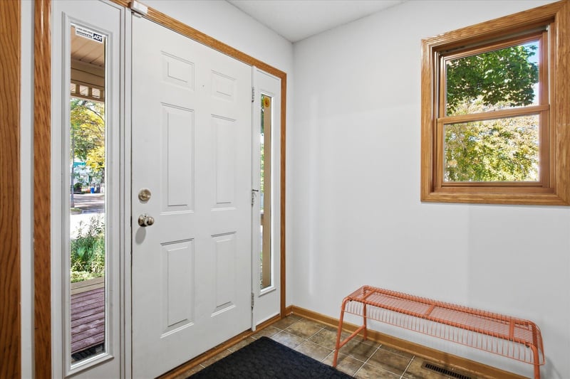 682 Harvard St, Saint Paul, MN 55107