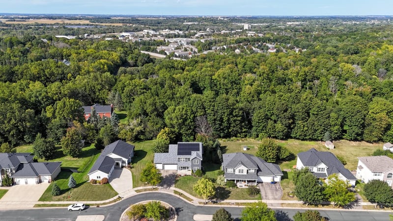 1318 Bluff St, Dundas, MN 55019