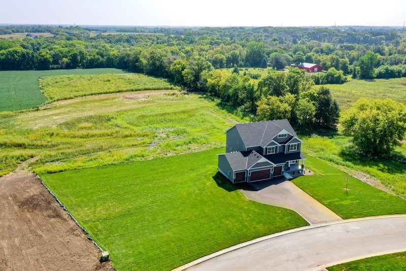 10180 Heather Ln, Corcoran, MN 55374