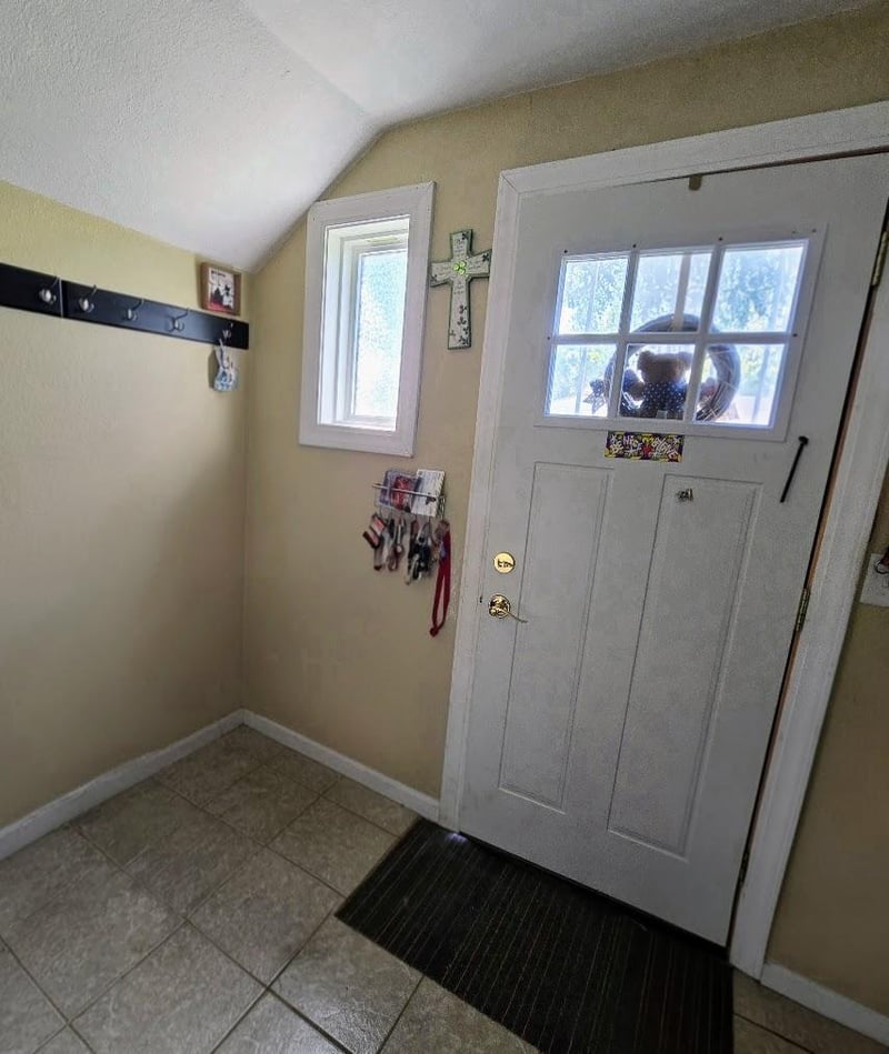 531 6th Ave SW, Pipestone, MN 56164