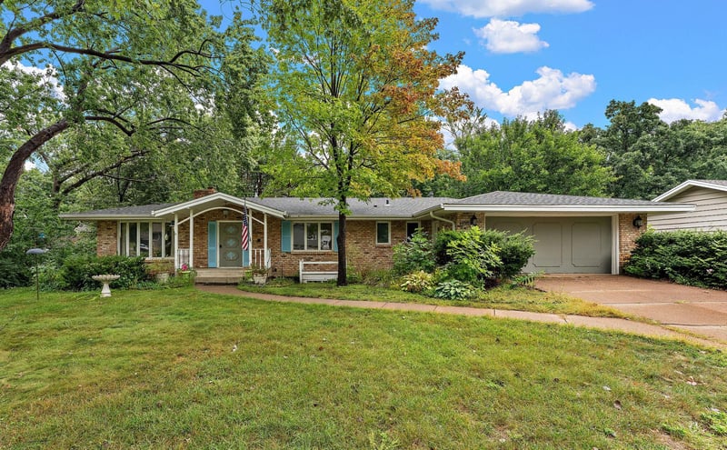 1495 Trollhagen Dr, Fridley, MN 55421
