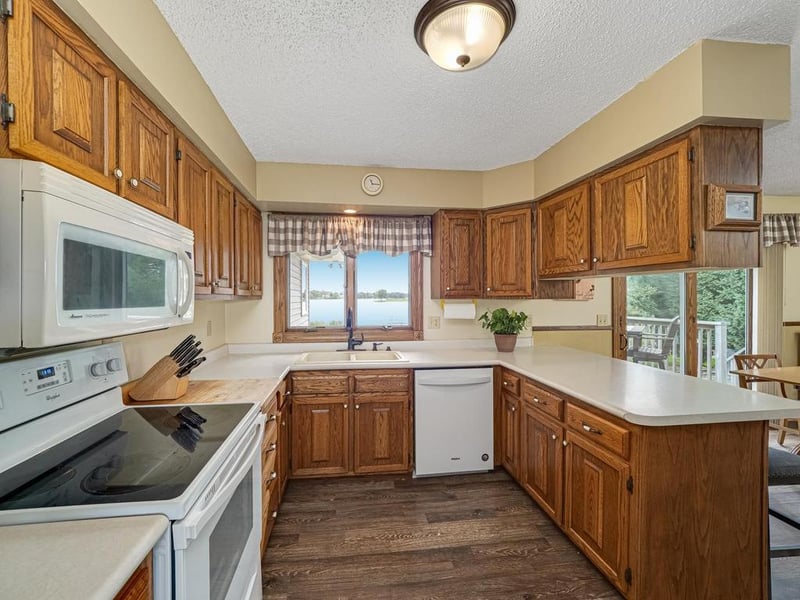 500 Hickman Dr, Sauk Centre, MN 56378