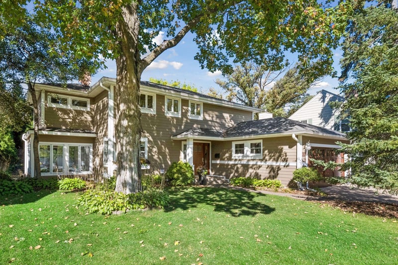 4824 Maple Rd, Edina, MN 55424